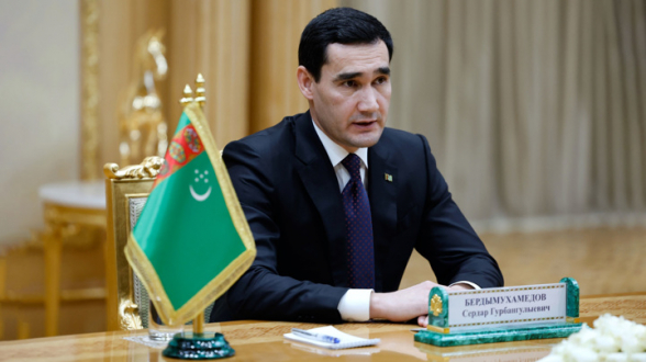 Туркменский президент получил генеральские погоны